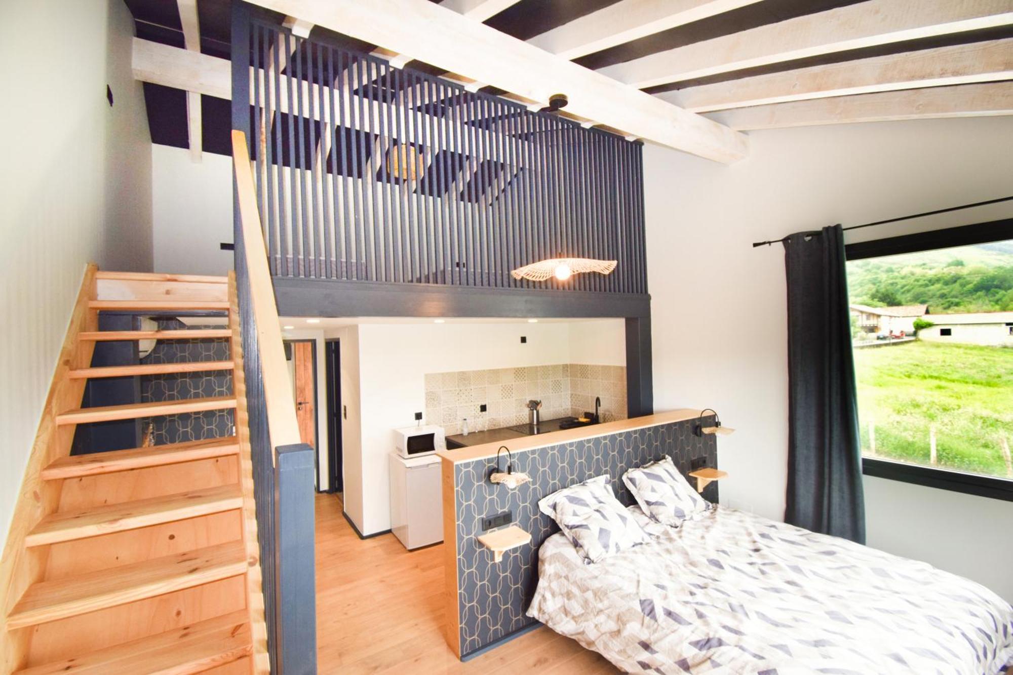 Vue Montagnes - Axuria Apartment *
